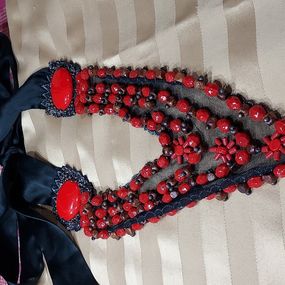 Elie Tahari Statement Neckace - image 2